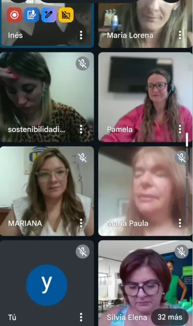 Captura de pantalla del encuentro virtual "Desarrollo minero y las oportunidades de negocios".