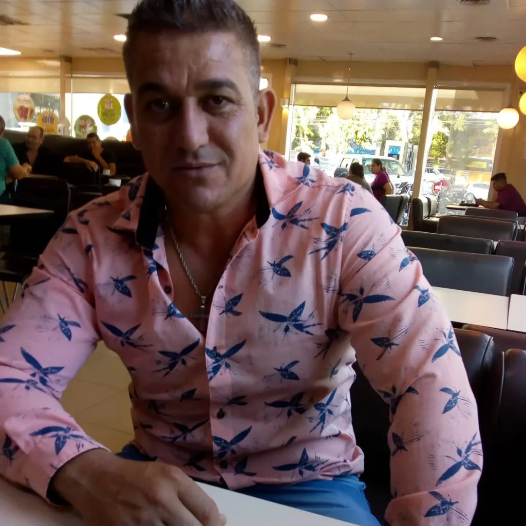 Cristian Riofrio, funcionario de obras de la municipalidad de Valle Fértil y ex empresario minero de la misma localidad.