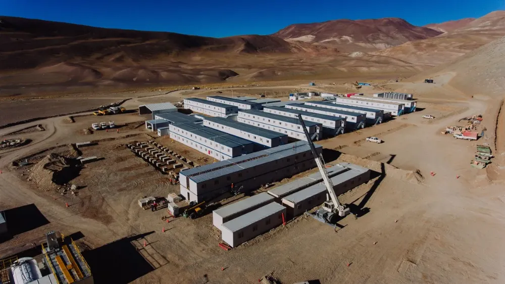 Contenido Original de ACERO Y ROCA Proyecto Vicuña en San Juan